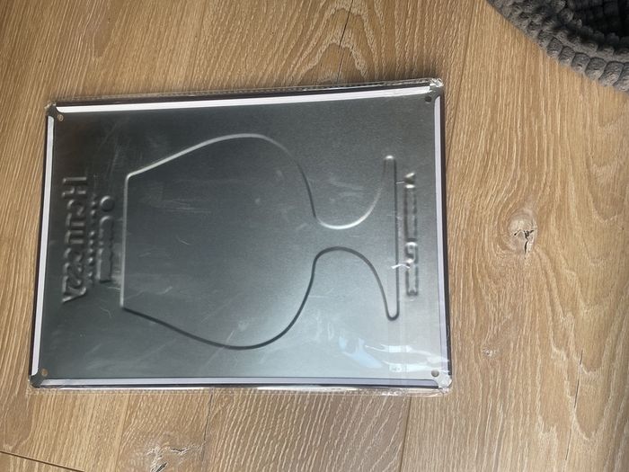 Hennessy ginger-metal sign