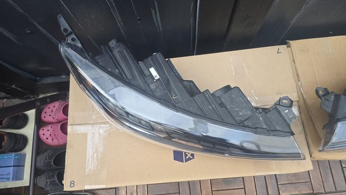 ford transit custom 2025 model head lights led