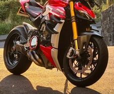 Ducati V4s Streetfighter