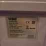 Yashe Hot and Cold Mini Fridge - Drinks, Skincare, Medicine Image 3