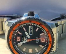 Japanese automatic men's watch Seiko 5 Sports