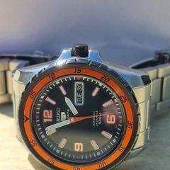 Japanese automatic men's watch Seiko 5 Sports