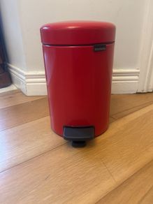 Brabantia 3 litre pedal bin