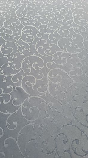White tablecloths. Made to measure. Round. Rectangular, square - any size.
