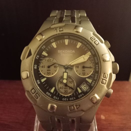 Vintage Sekonda All Titanium Mens Watch.