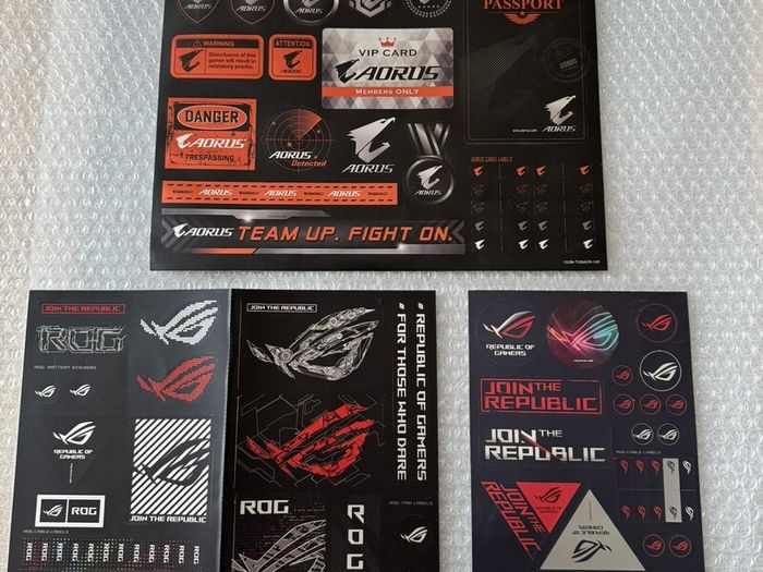 ASUS ROG Republic Of Gamers and Aorus, set of Sticker