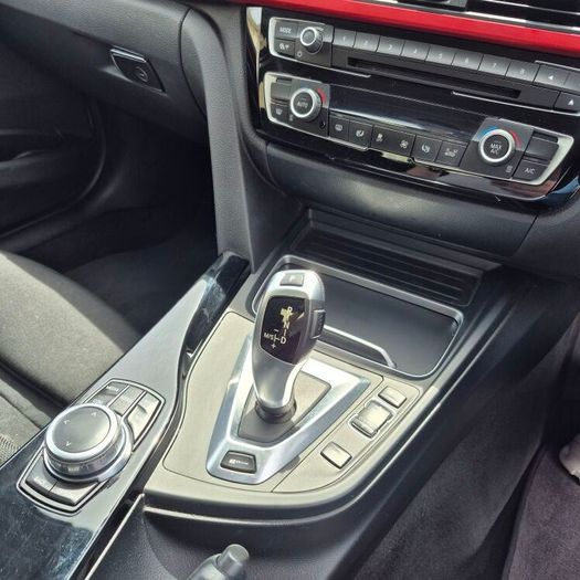 2018 Bmw 330e SE
