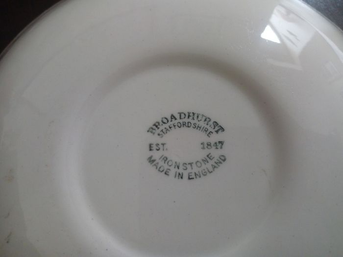Broadhurst Staffordshire Plate/Dish