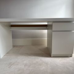 Office / Study Desk