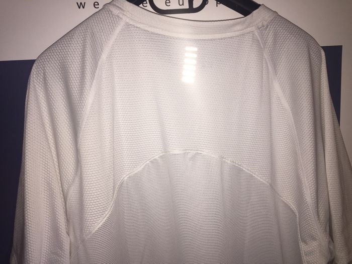 Under Armour T Shirt running active size xxl brand new