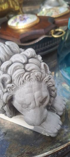 Sleeping Classic Lion Statue
