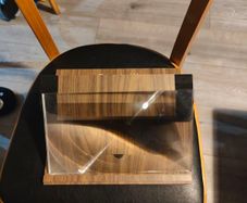 Magnifying board