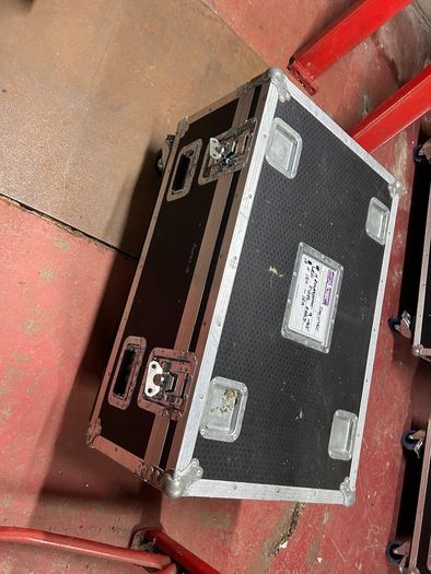Flight Case for 8 Led pars Lights or similar