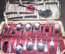 New vintage dessert set