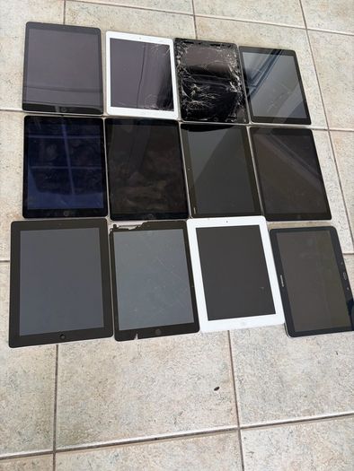 Bulk of Ipads