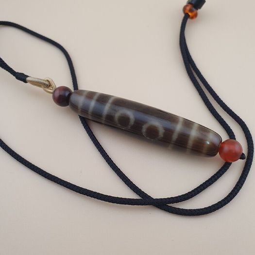 Vintage 5 Eyes Himalayan Tibetan Agate Dzi Bead Amulet