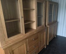 Solid oak kitchen Dressers 3x Door and 2 x Door un