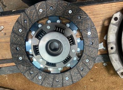 isuzu clutch