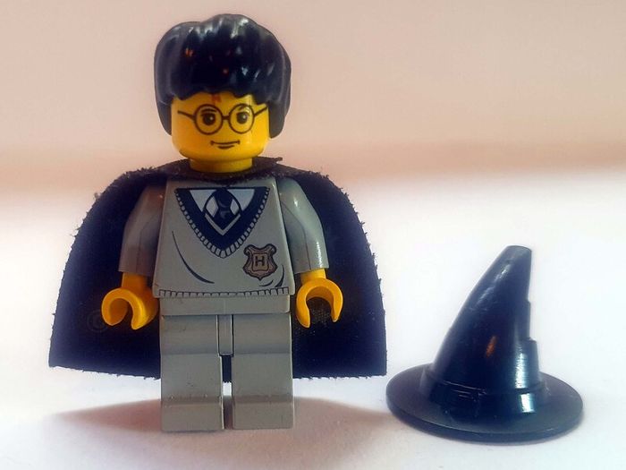 Lego Harry Potter 4701: The Sorting Hat (2001) 100% Complete (NO BOX)