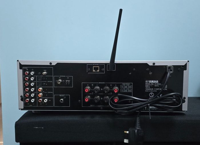 Yamaha R-N602 Music Cast Stereo Amplifier