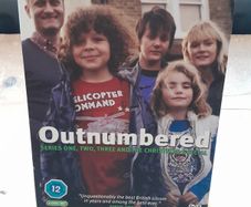 Outnumbered - Series 1 - 3 & Christmas Special - DVD Boxset