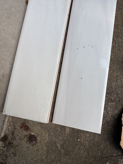 Wall tiles warm white with grey interest 2 .5 metres