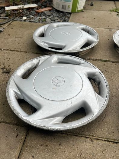 Toyota Starlet CD 13" Steelies and Hubcaps