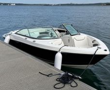 2009 Monterey 180 FS with trailer
