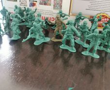 Soldier toys/army men