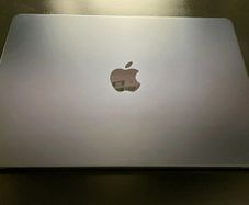 MacBook Air M4 13 2025