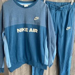 Nike Tracksuit - Medium