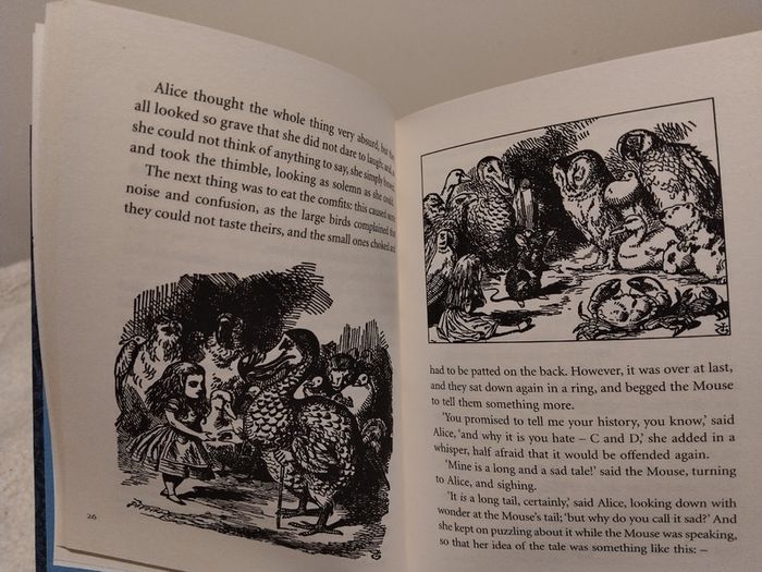 Alice,s Adventures in Wonderland by Lewis Carroll Collector Edition HARDBACK