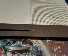 Xbox one S 1TB