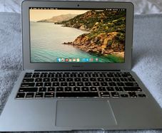 Apple MacBook Air 11 Inch Mid 2013 128GB SSD
