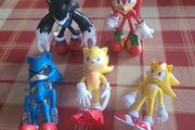 Set of 5 unbranded sonic figures
