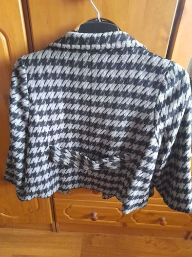 womens small to medium sized coat