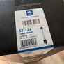 Sirui ST-124 carbon fibre tripod compact, as new. Image 6