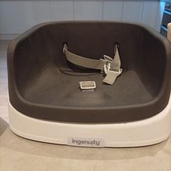 Baby feeding booster seat