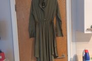 Quiz Green  Satin Dress.  S.S -12 B.N.W.T.
