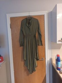 Quiz Green  Satin Dress.  S.S -12 B.N.W.T.