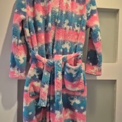 Bathrobe size 9-10y