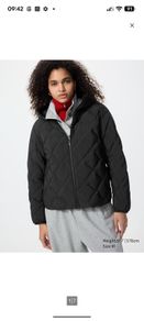 Uniqlo woman puffertech parka M size
