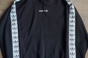 Adidas hoodie size M
