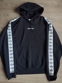 Adidas hoodie size M
