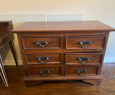 Chest of drawers