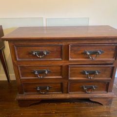 Chest of drawers