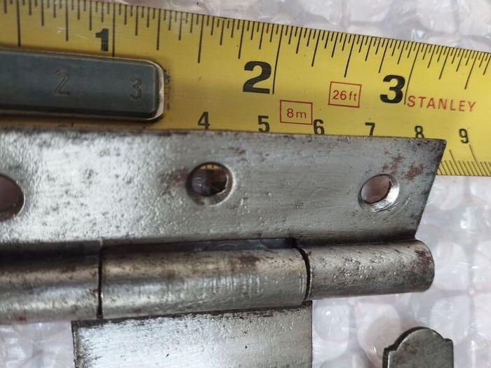 T-Hinges