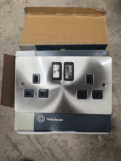 5 pack Click define 2 gang sockets brushed steel + black