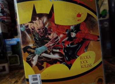 Detective Comics ! Issue #863 ! Batwoman ! 2010 ! by DC Comics ! Batman !