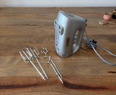 Kenwood Handmix Lite Hand Mixer - Silver, Like New